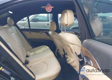 2008 Mercedes-Benz E 550 from USA, damaged, VIN WDBUF72XX8B190200